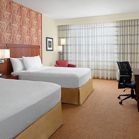 Courtyard By Marriott Houston Kingwood Hotel Kinwood Buitenkant foto