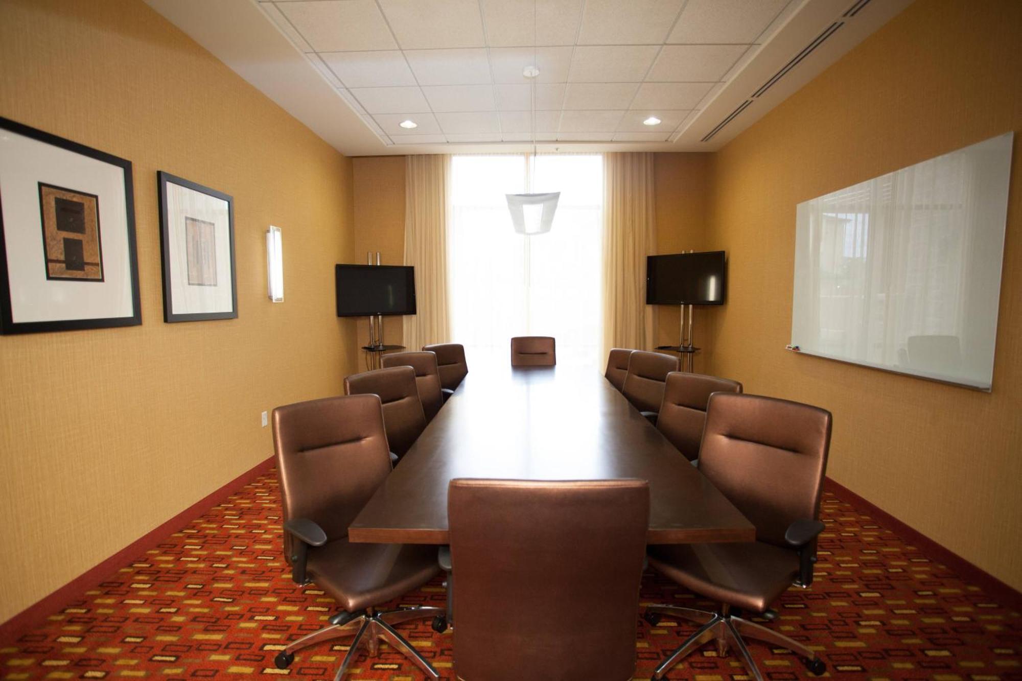 Courtyard By Marriott Houston Kingwood Hotel Kinwood Buitenkant foto
